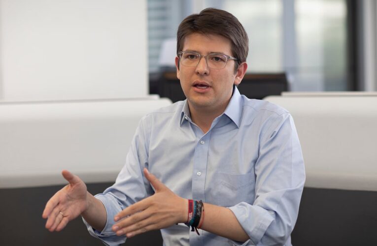 BREAKING: Colombian presidential candidate assassinated.