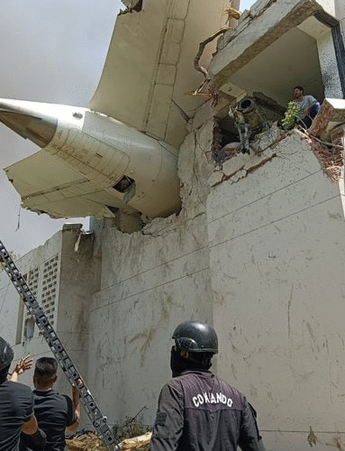 Air India plane crashes near Mumbai: Over 200 kille